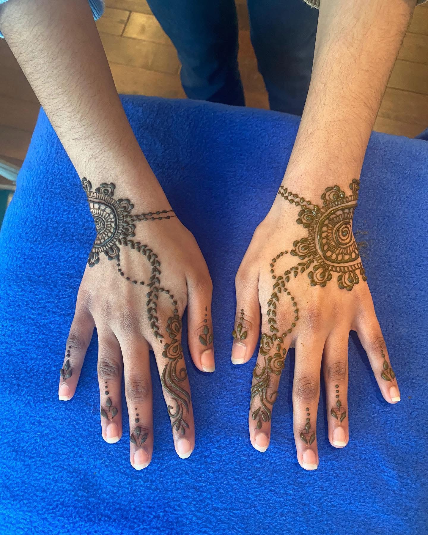 Party Henna Design 1