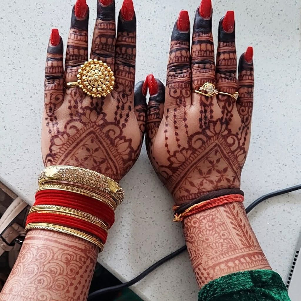 Henna Stain Design 2