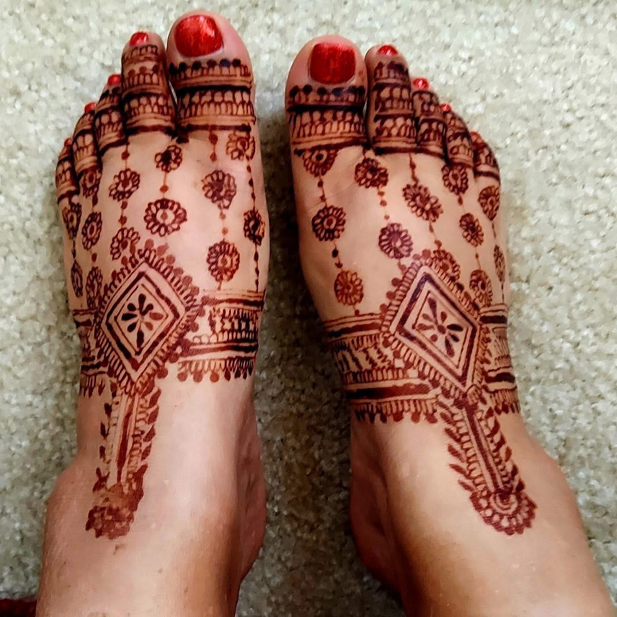 Henna Stain Design 4