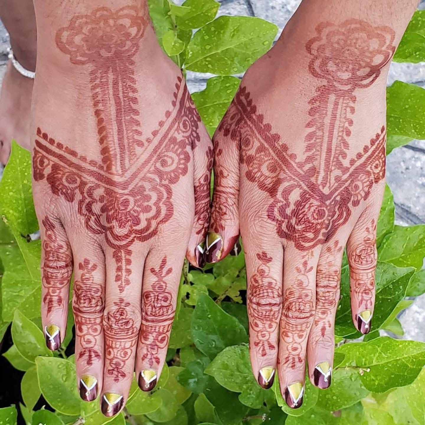 Henna Stain Design 7